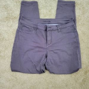 •MAURICES JEGGINGS•